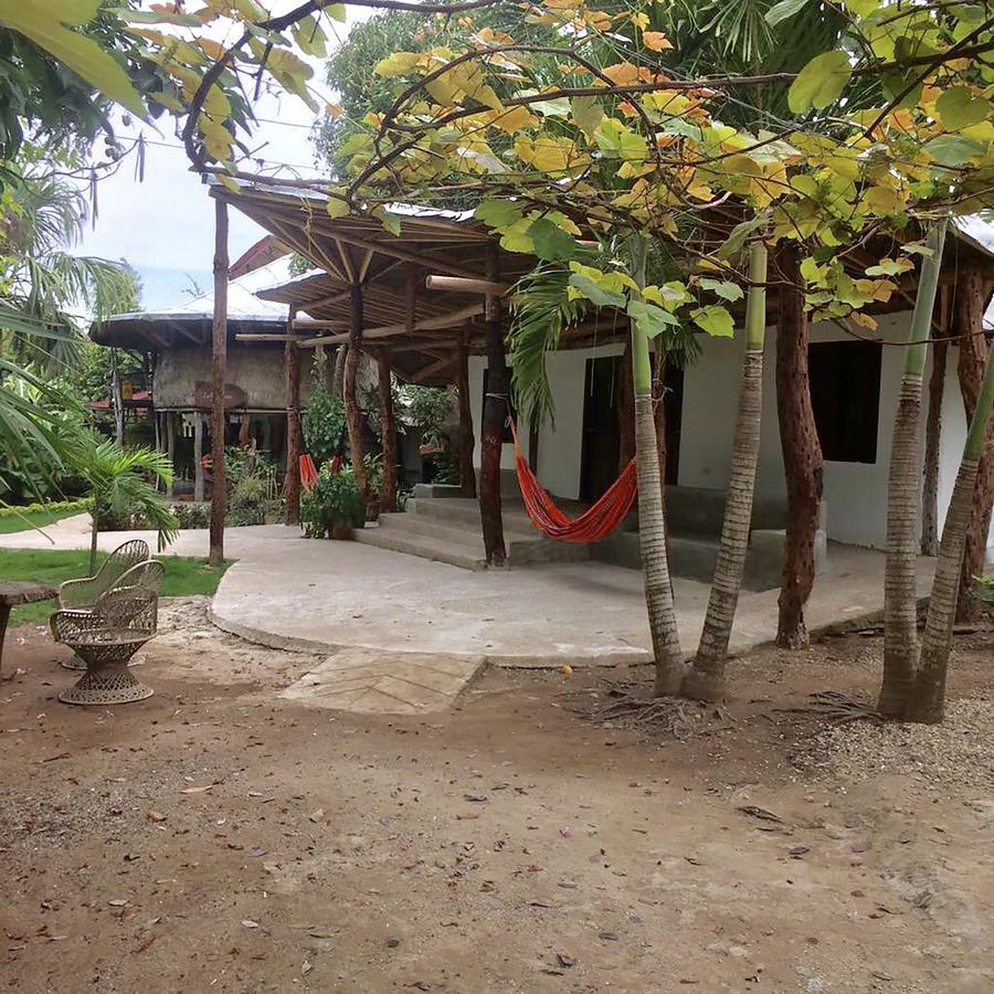 Hostal La Media Luna Palomino Exterior photo