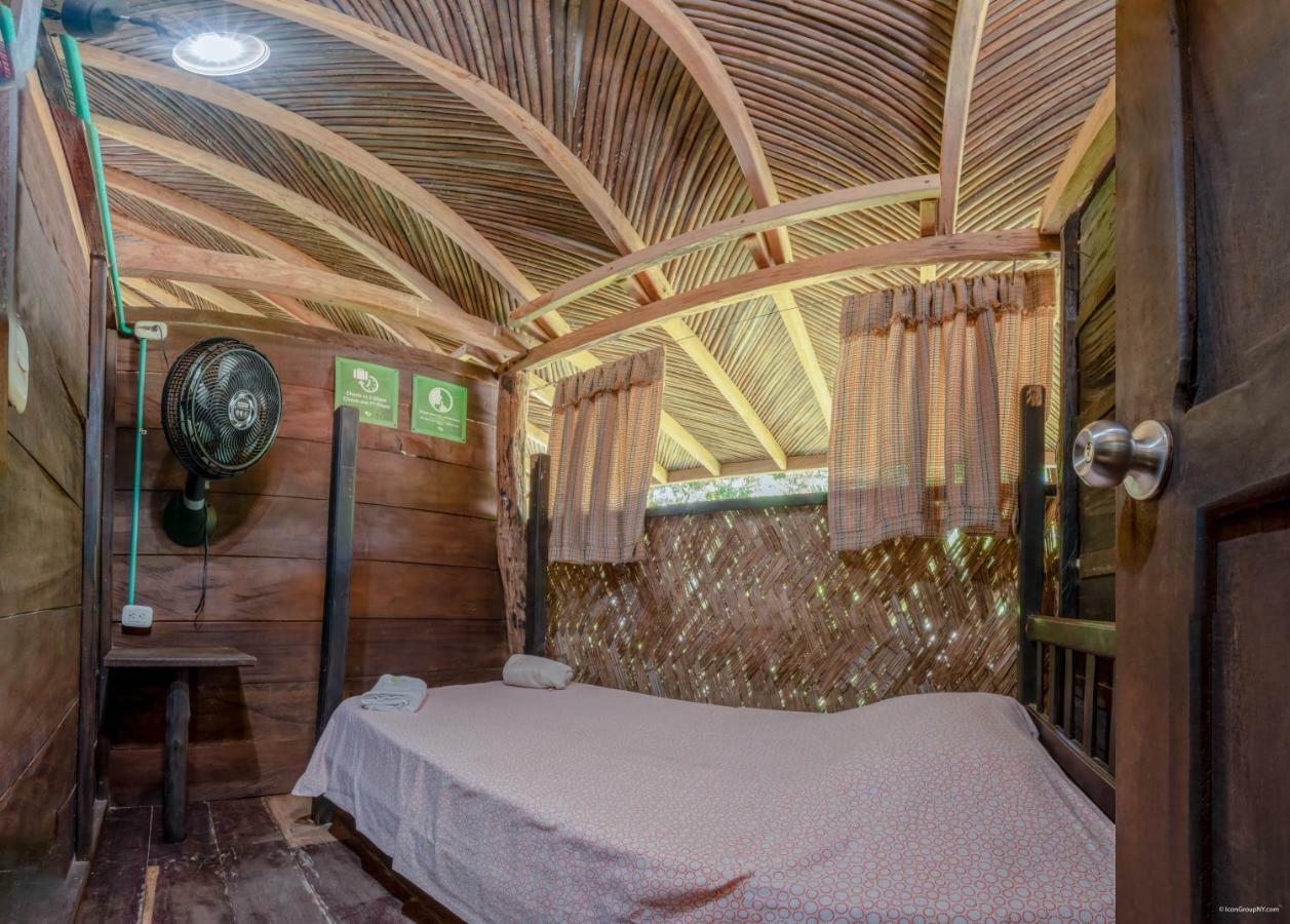 Hostal La Media Luna Palomino Exterior photo